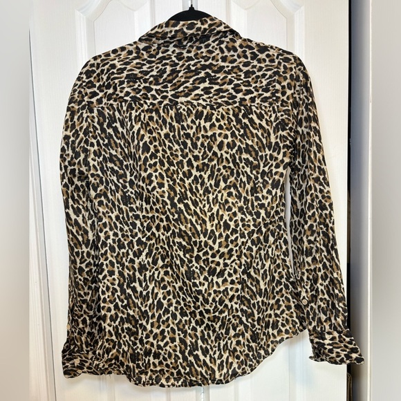 J.Crew The Perfect Shirt - Animal Print Button-up Leopard Shirt Fit in Size 4 - Picture 2 of 9